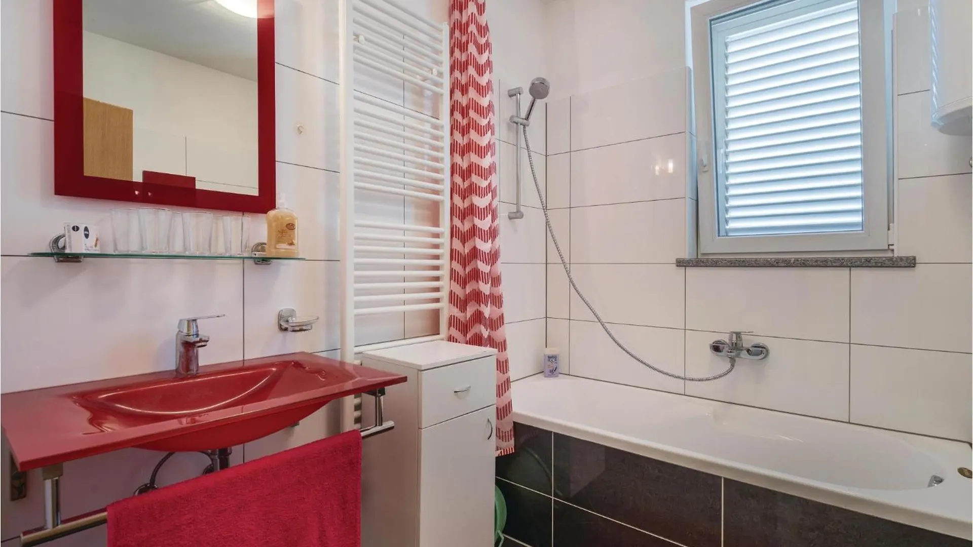 Amazing Apartment In Pula With Wifi